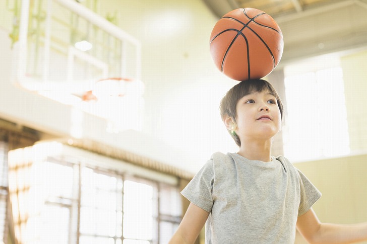 超大事 バスケが劇的に上達するためのハンドリングのコツとは Nbaクエスト バスケットボールの聖地nbaへの挑戦